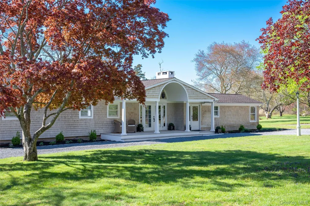 111 S Country Road Remsenburg, NY 11960
