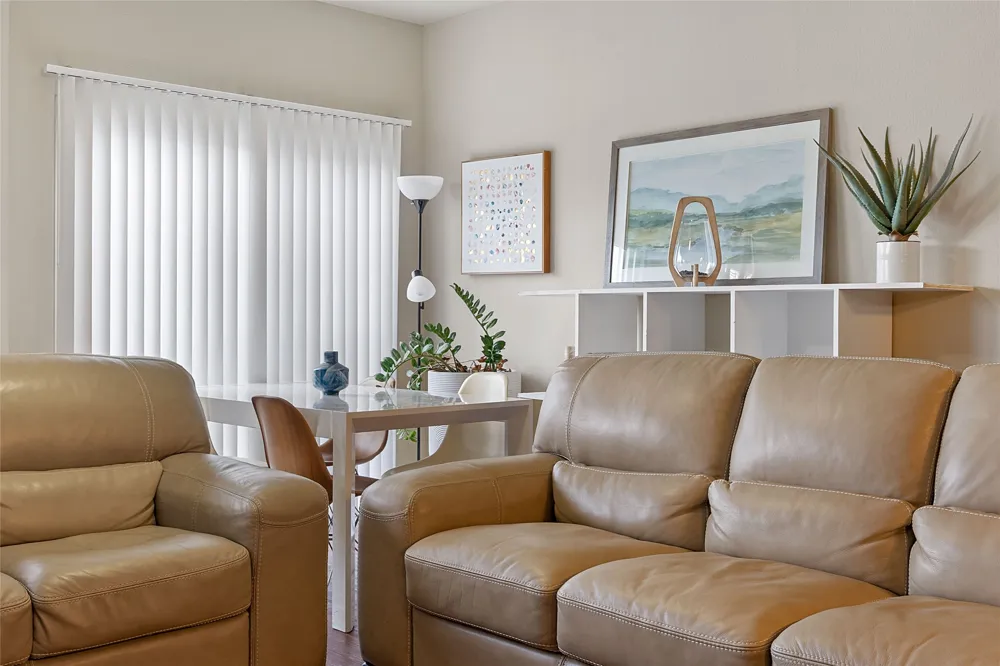 5117 Lamar Boulevard #100 Austin, TX 78751