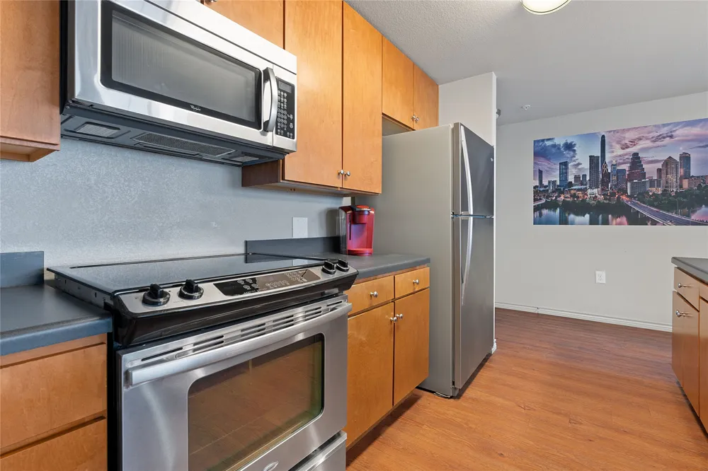 5117 Lamar Boulevard #100 Austin, TX 78751