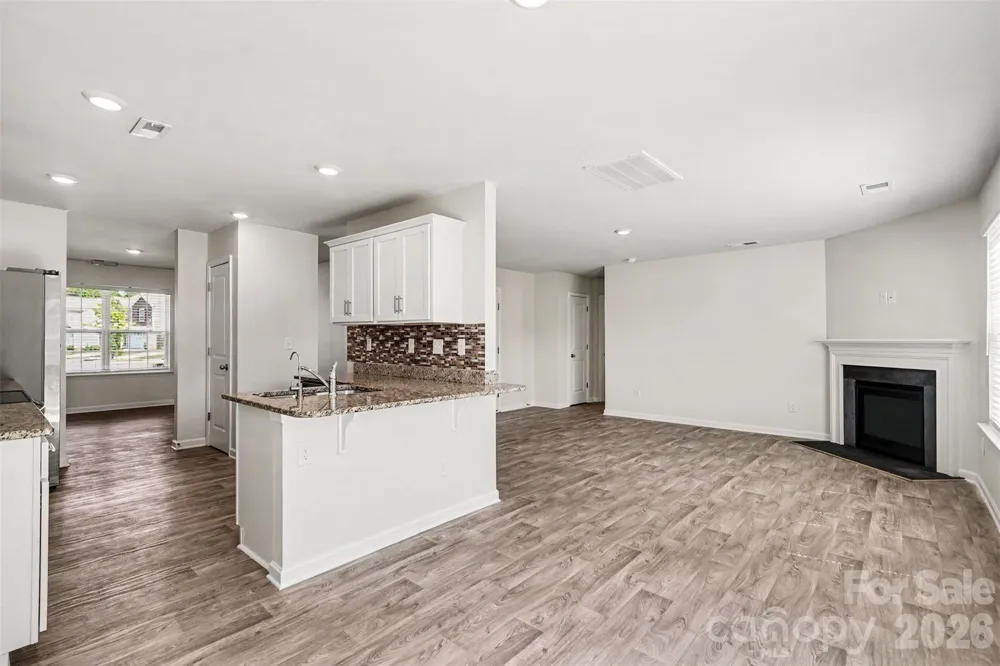 2727 Waybrook Drive Dallas, NC 28034