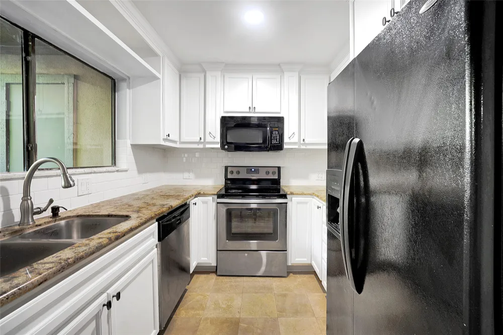 3300 Pebblebrook Drive #109 Seabrook, TX 77586