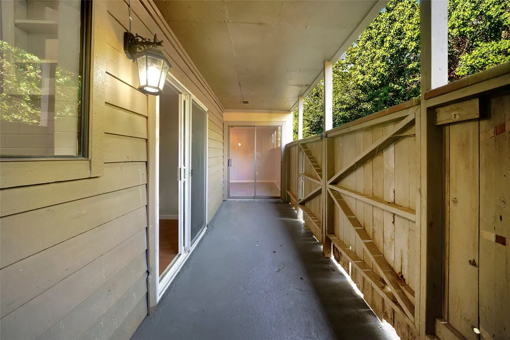 3300 Pebblebrook Drive #109 Seabrook, TX 77586