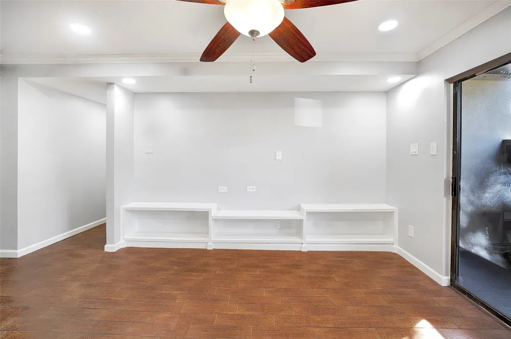 3300 Pebblebrook Drive #109 Seabrook, TX 77586