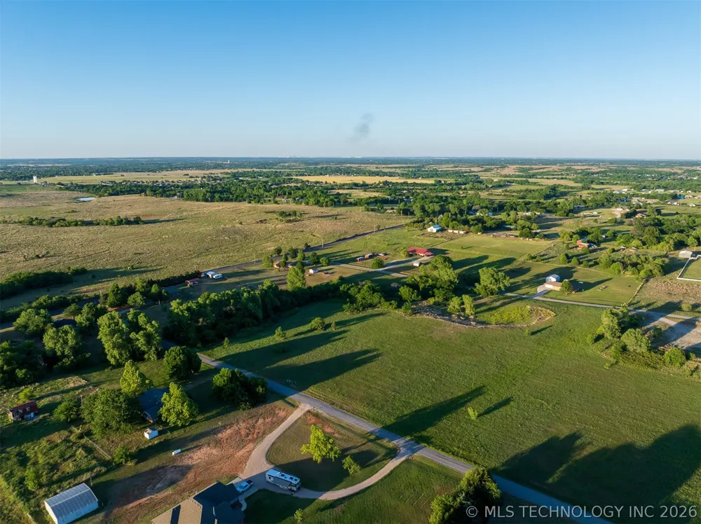 1 W County Road Tuttle, OK 73089