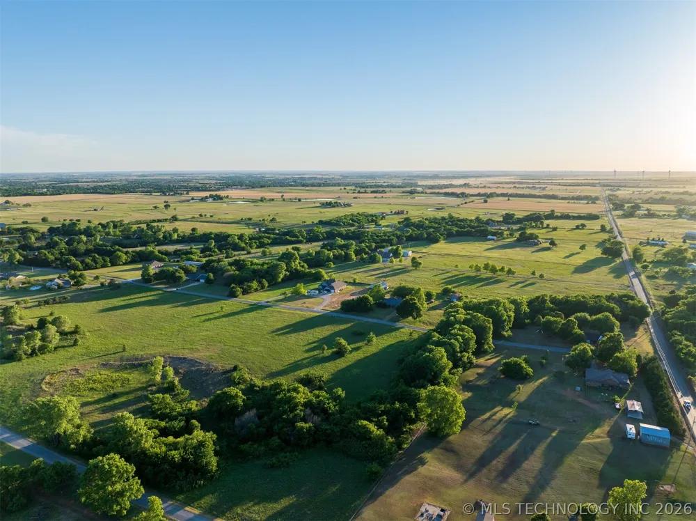 1 W County Road Tuttle, OK 73089