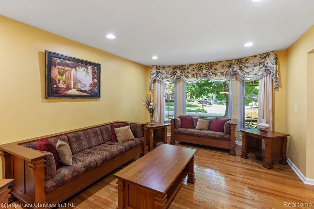 41101 Croydon Court Northville Township, MI 48168