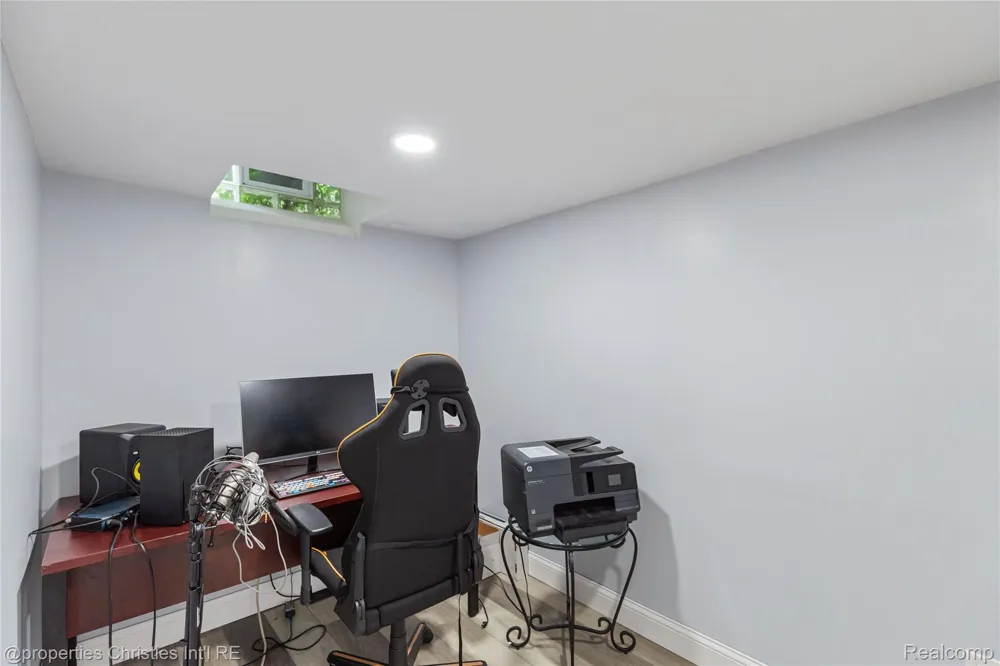 41101 Croydon Court Northville Township, MI 48168