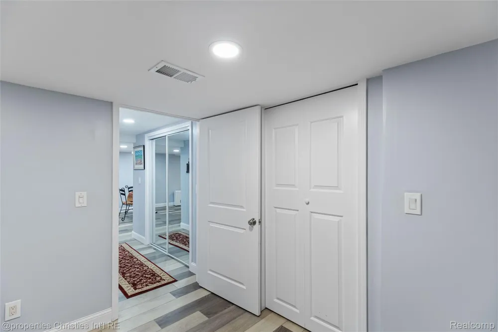 41101 Croydon Court Northville Township, MI 48168