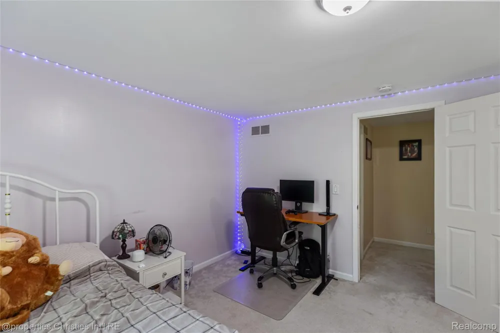 41101 Croydon Court Northville Township, MI 48168