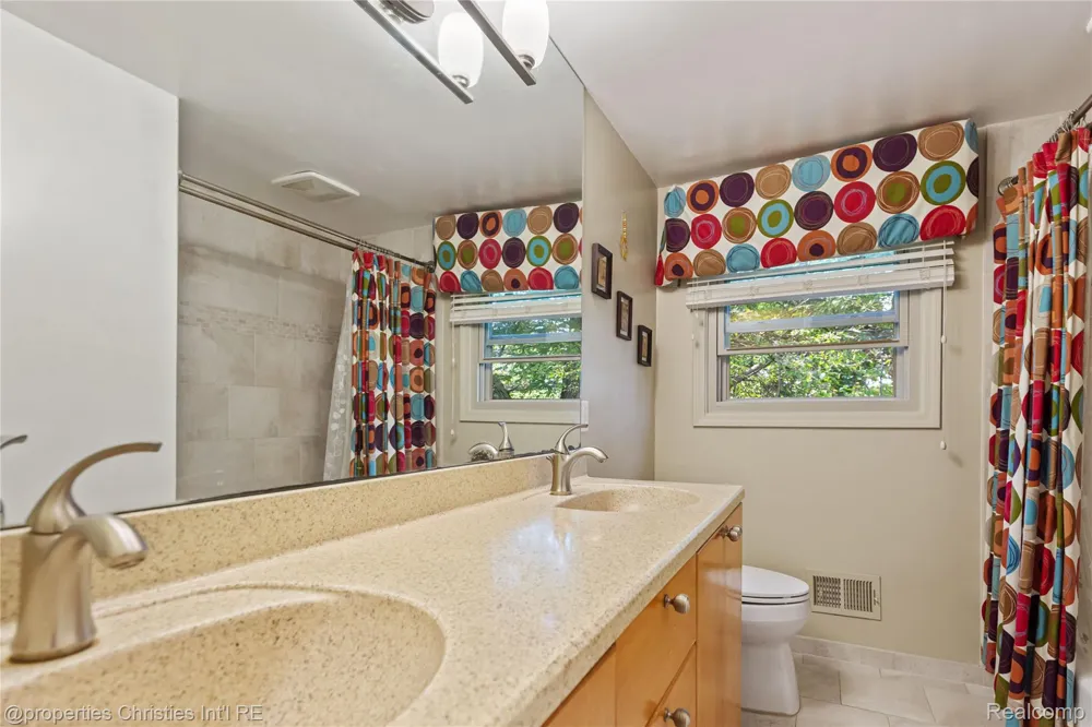 41101 Croydon Court Northville Township, MI 48168