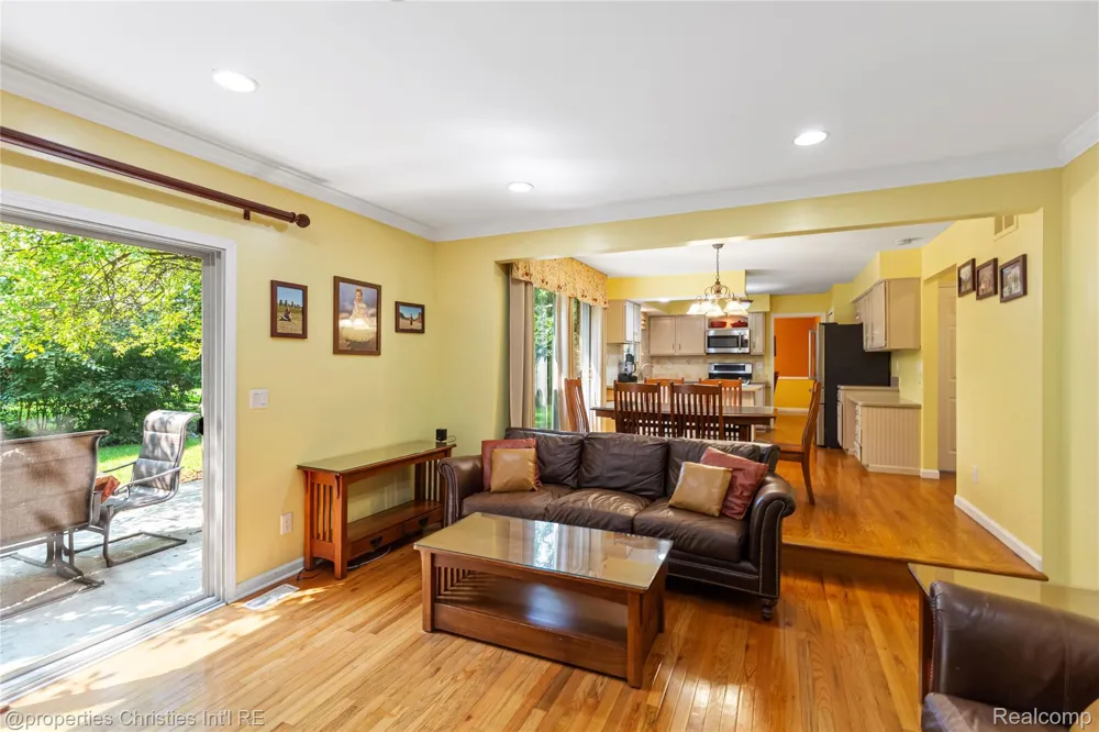 41101 Croydon Court Northville Township, MI 48168