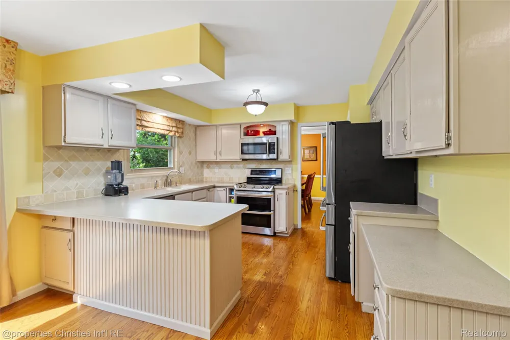 41101 Croydon Court Northville Township, MI 48168