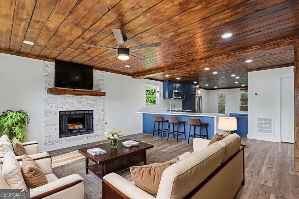 233 Bradshaw RD Hiawassee, GA 30546