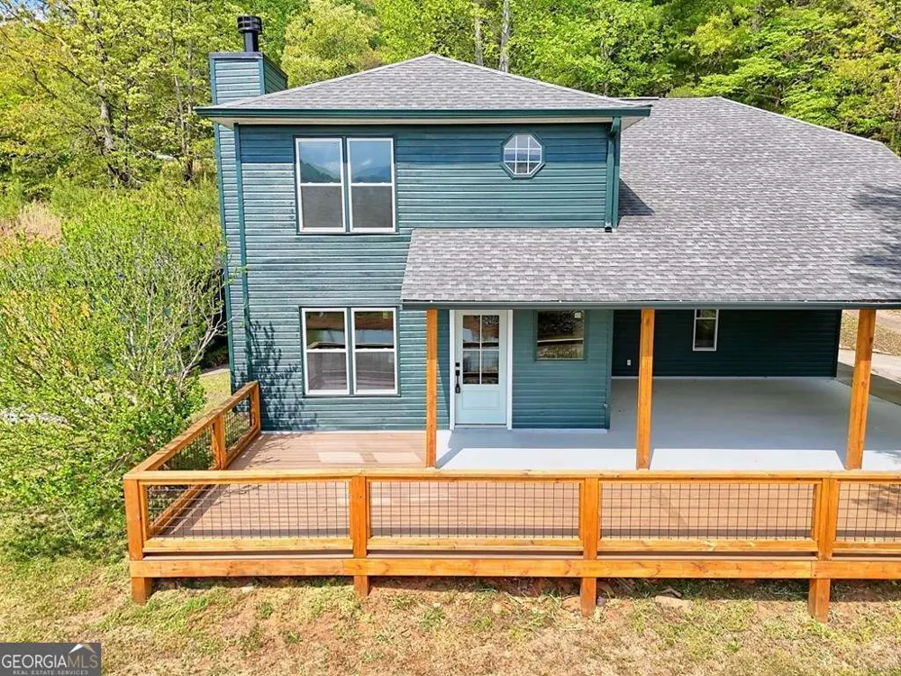 233 Bradshaw RD Hiawassee, GA 30546