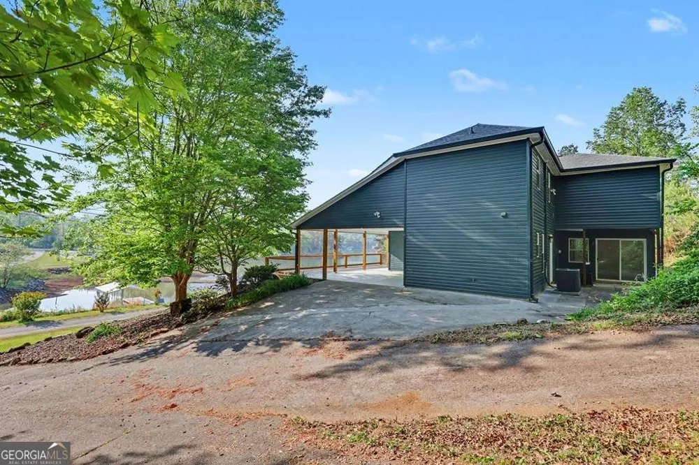 233 Bradshaw RD Hiawassee, GA 30546