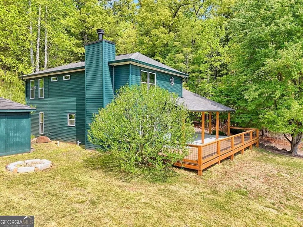 233 Bradshaw RD Hiawassee, GA 30546