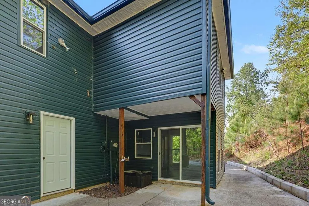 233 Bradshaw RD Hiawassee, GA 30546