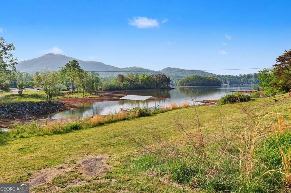 233 Bradshaw RD Hiawassee, GA 30546
