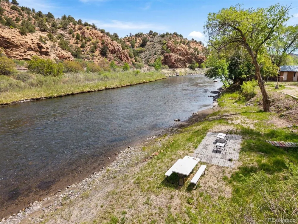 19811 US Highway 50 Cotopaxi, CO 81223
