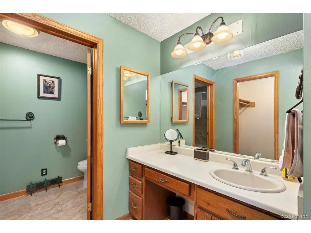 19811 US Highway 50 Cotopaxi, CO 81223