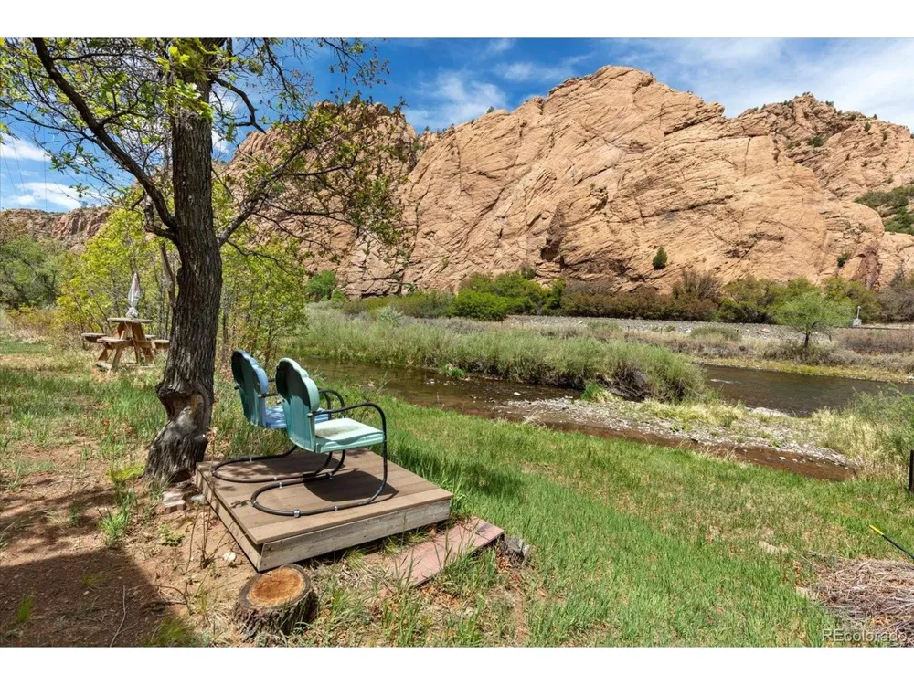 19811 US Highway 50 Cotopaxi, CO 81223