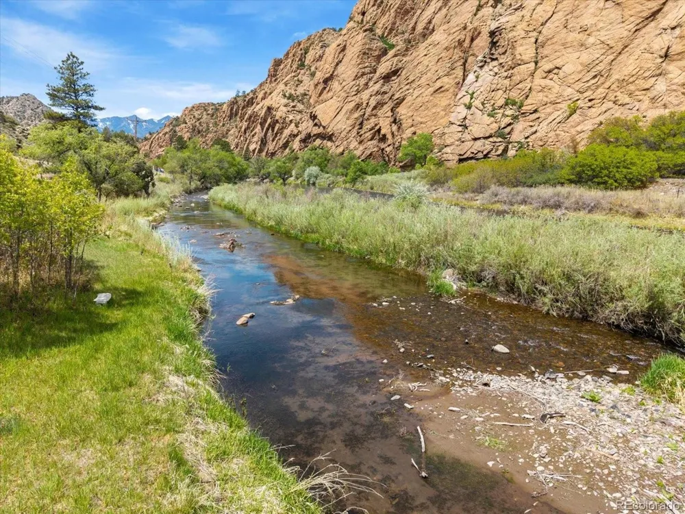 19811 US Highway 50 Cotopaxi, CO 81223