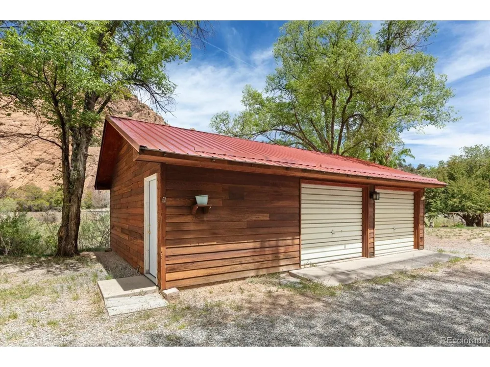 19811 US Highway 50 Cotopaxi, CO 81223