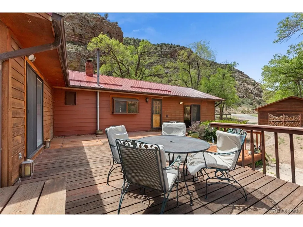 19811 US Highway 50 Cotopaxi, CO 81223