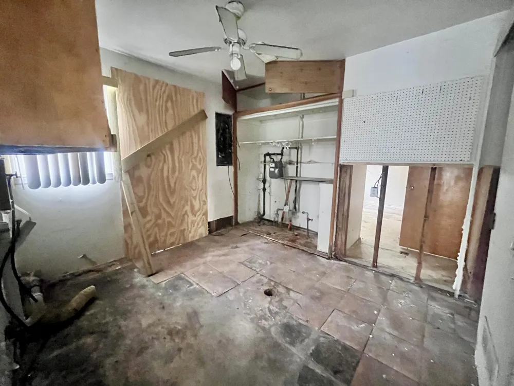 20043 Wyoming Avenue Detroit, MI 48221