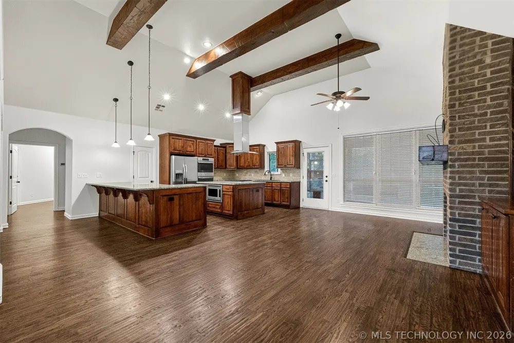 1902 E 370 ROAD Talala, OK 74080