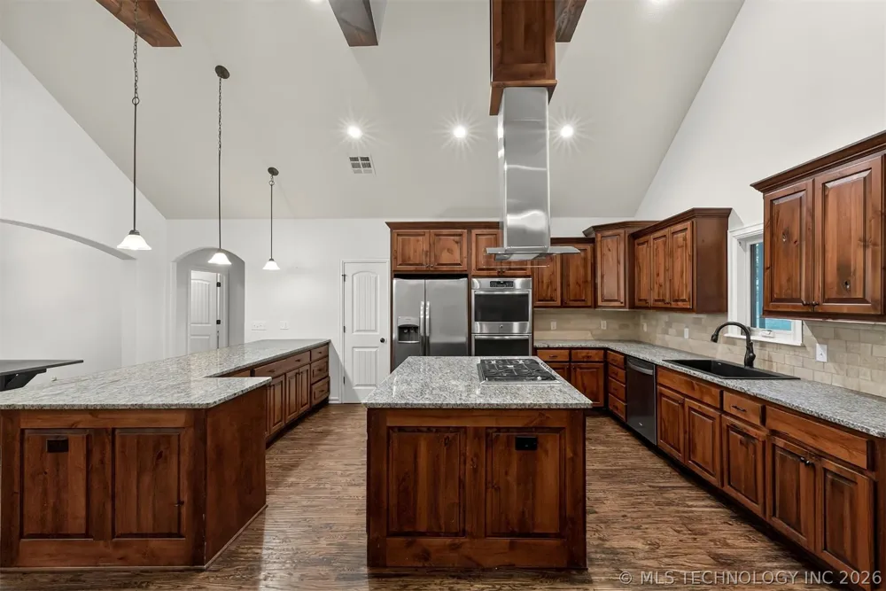 1902 E 370 ROAD Talala, OK 74080