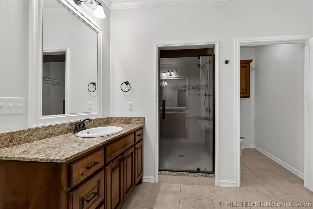 1902 E 370 ROAD Talala, OK 74080