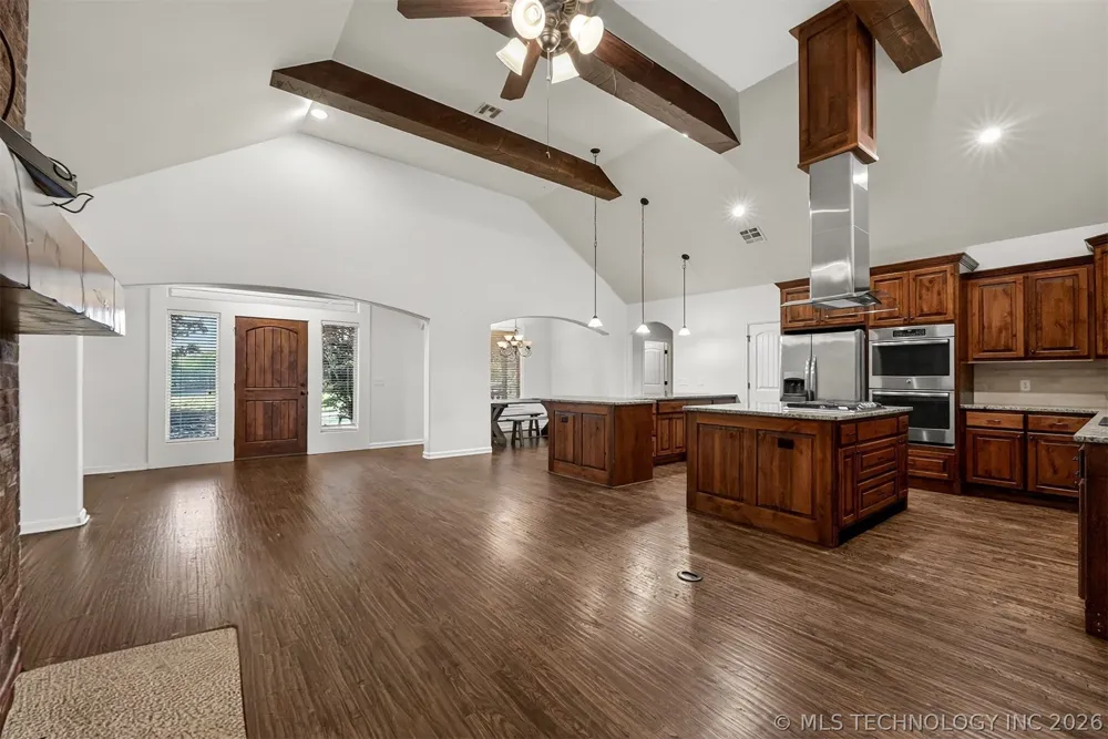 1902 E 370 ROAD Talala, OK 74080
