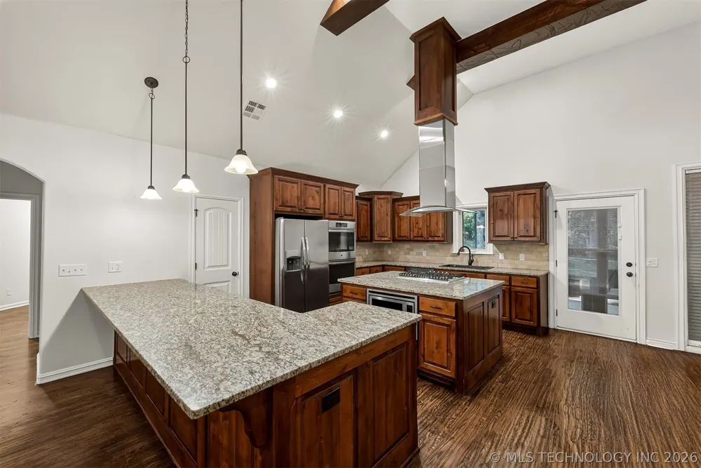 1902 E 370 ROAD Talala, OK 74080