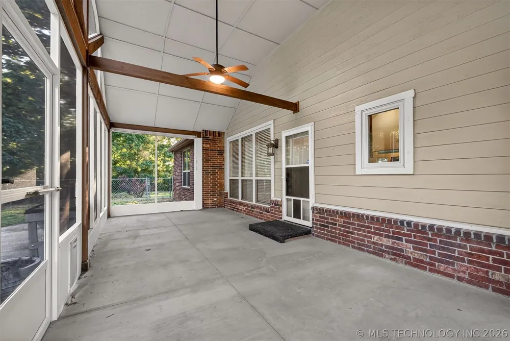 1902 E 370 ROAD Talala, OK 74080