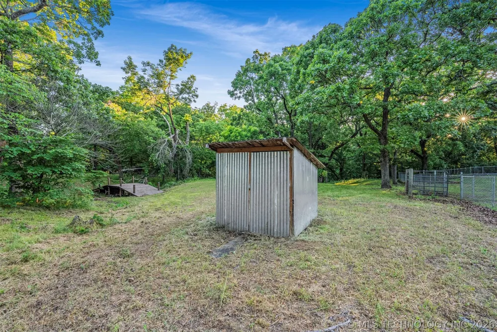 1902 E 370 ROAD Talala, OK 74080
