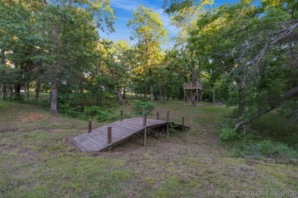 1902 E 370 ROAD Talala, OK 74080