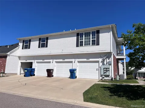2604 Riversedge Drive #10
