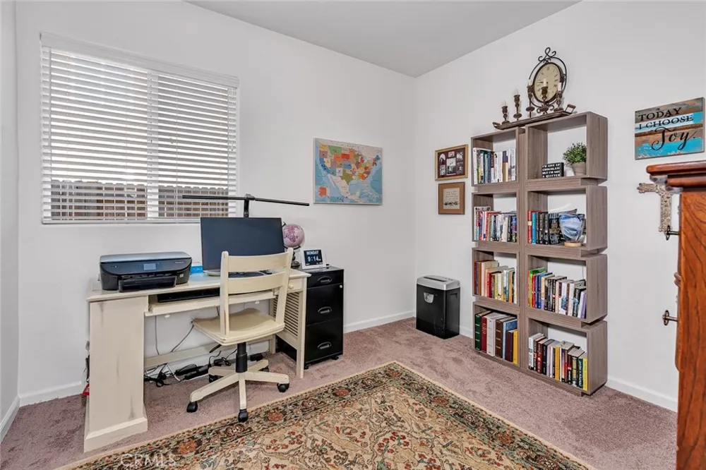 2082 Bidan Chowchilla, CA 93610