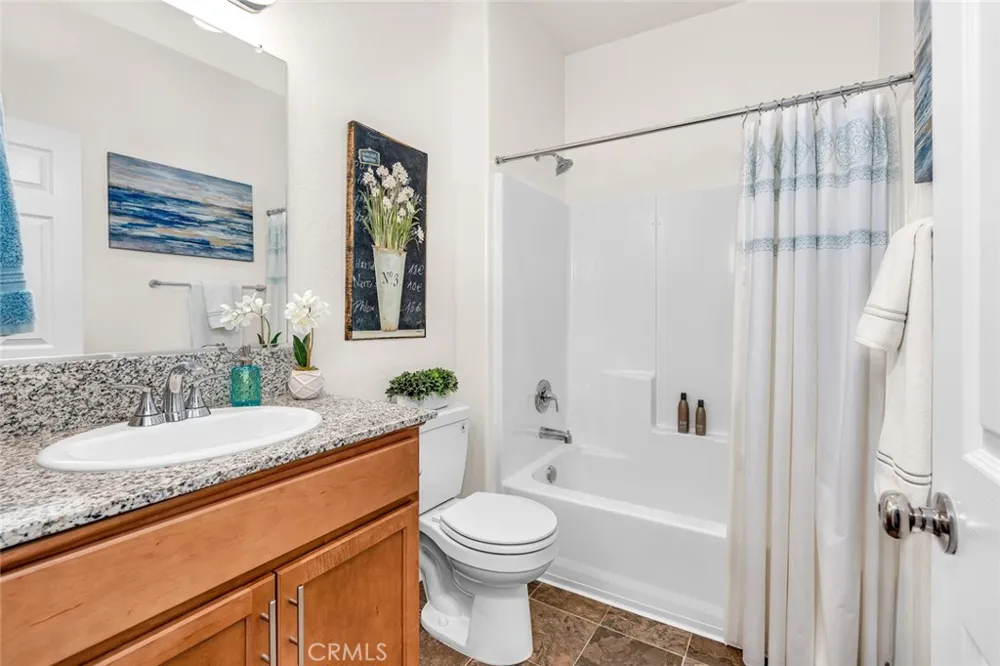 2082 Bidan Chowchilla, CA 93610