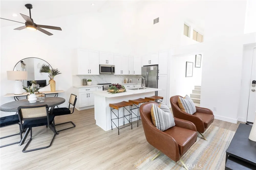 3010 Elmira #42 Costa Mesa, CA 92626