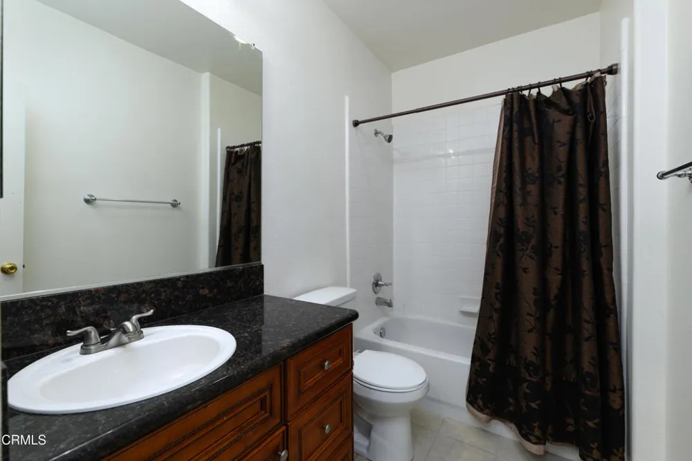 3378 Shadetree Way Camarillo, CA 93012
