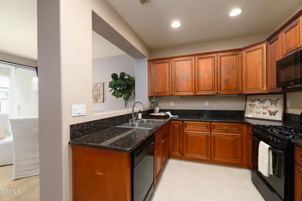 3378 Shadetree Way Camarillo, CA 93012