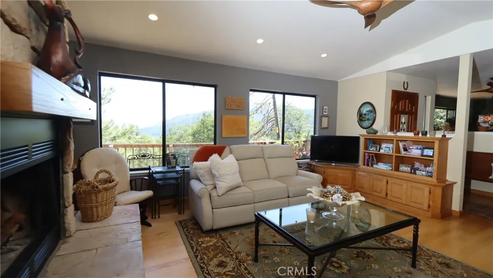 9714 St Helena Cobb, CA 95426