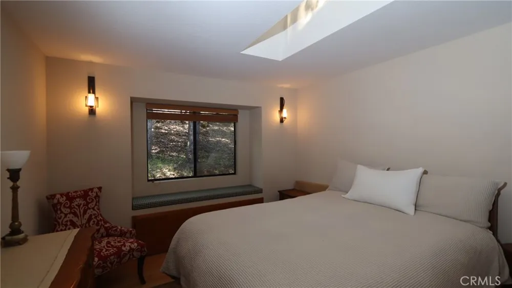 9714 St Helena Cobb, CA 95426
