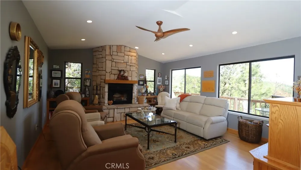 9714 St Helena Cobb, CA 95426