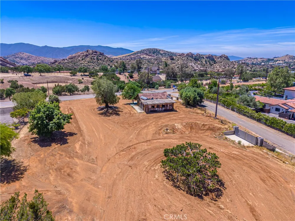 10367 Escondido Canyon Agua Dulce, CA 91390