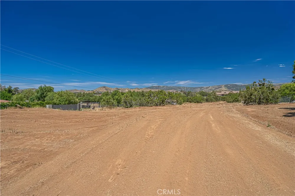 10367 Escondido Canyon Agua Dulce, CA 91390
