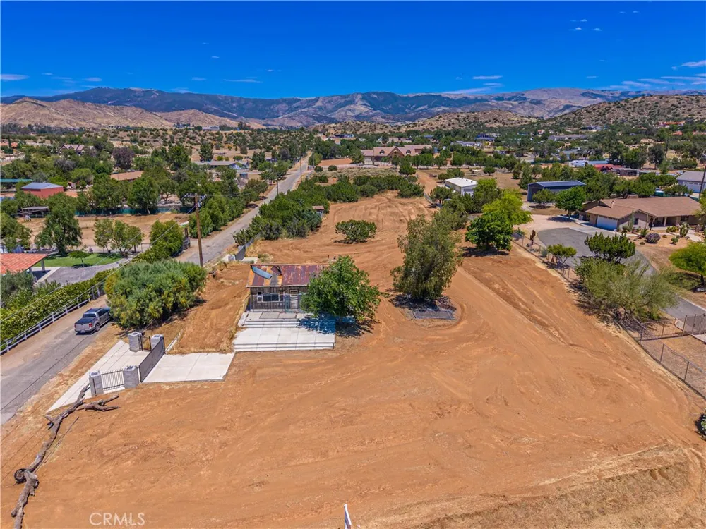 10367 Escondido Canyon Agua Dulce, CA 91390