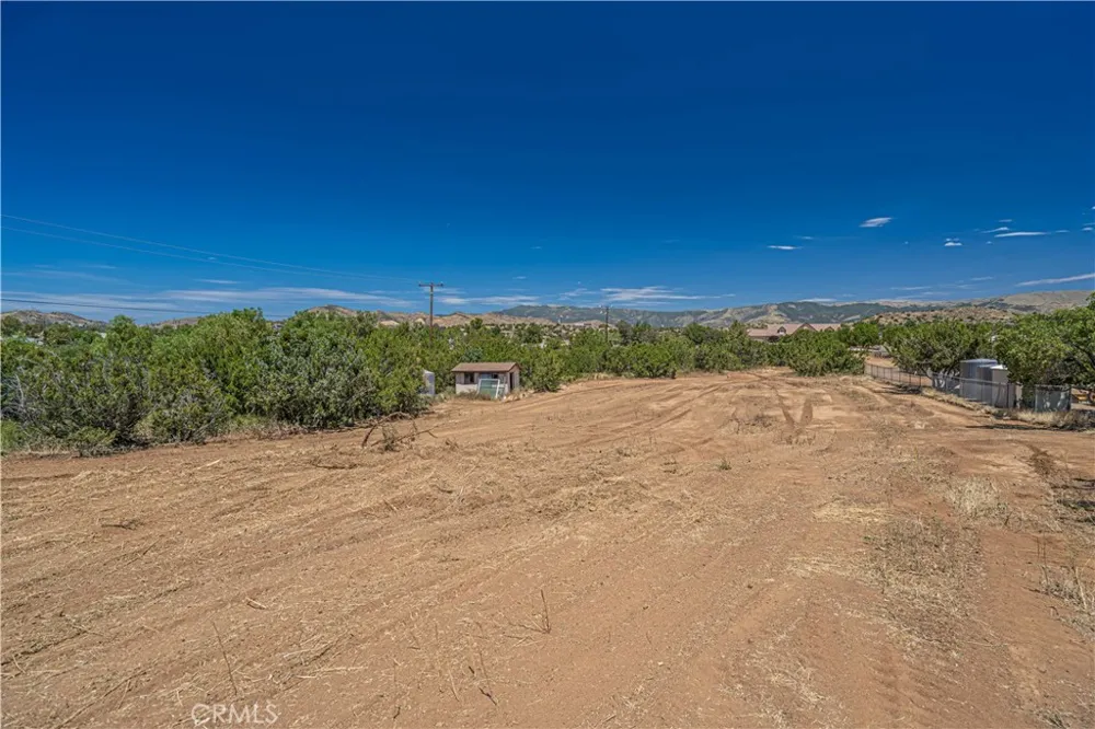 10367 Escondido Canyon Agua Dulce, CA 91390